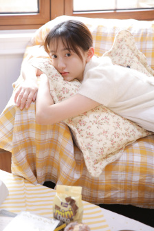 《乳色吐息》第一集免费观看